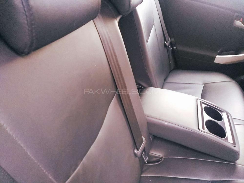 Toyota Prius 2015 for Sale in Rawalpindi Toyota Prius 2015 for Sale in Rawalpindi Image-13