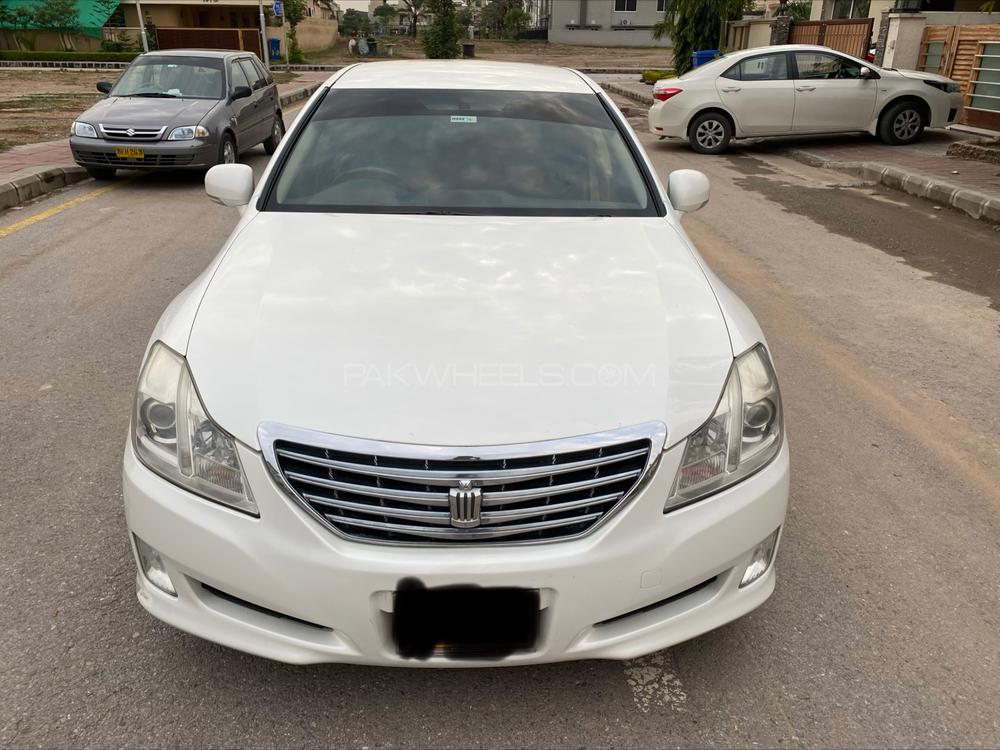 Toyota Crown 2008 for Sale in Islamabad Toyota Crown 2008 for Sale in Islamabad Image-2
