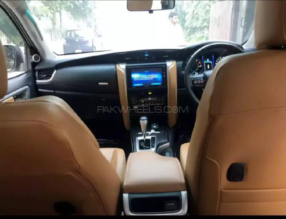 Toyota Fortuner 2018 for Sale in Lahore Toyota Fortuner 2018 for Sale in Lahore Image-3