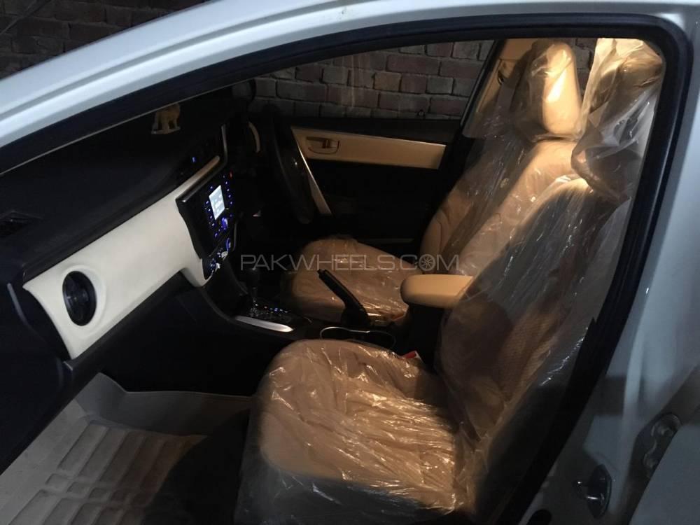 Toyota Corolla 2018 for Sale in Lahore Toyota Corolla 2018 for Sale in Lahore Image-8