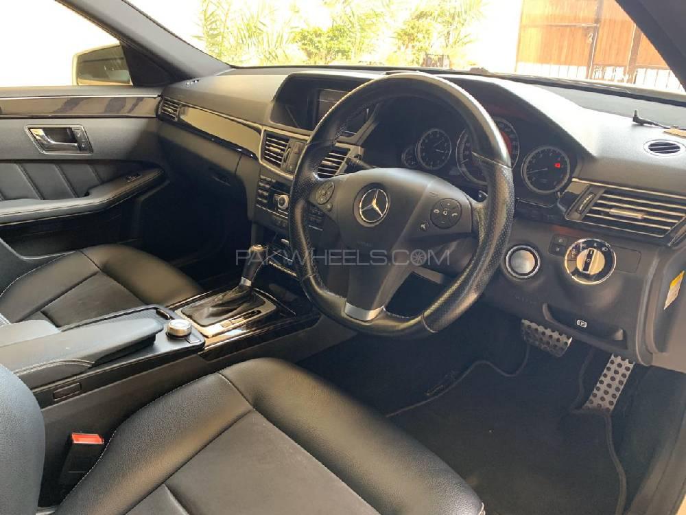 Mercedes Benz E Class 2010 for Sale in Peshawar Mercedes Benz E Class 2010 for Sale in Peshawar Image-10