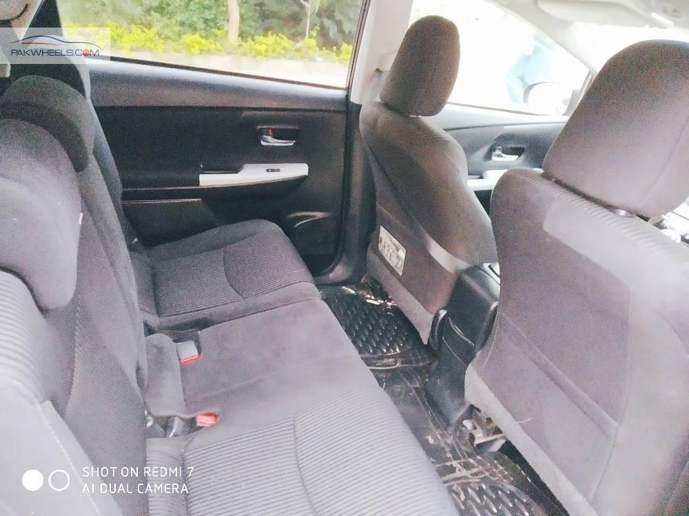 Toyota Prius Alpha 2015 for Sale in Islamabad Toyota Prius Alpha 2015 for Sale in Islamabad Image-15
