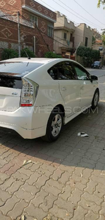 ٹویوٹا پریوس 2010 for Sale in لاہور ٹویوٹا پریوس 2010 for Sale in لاہور Image-3