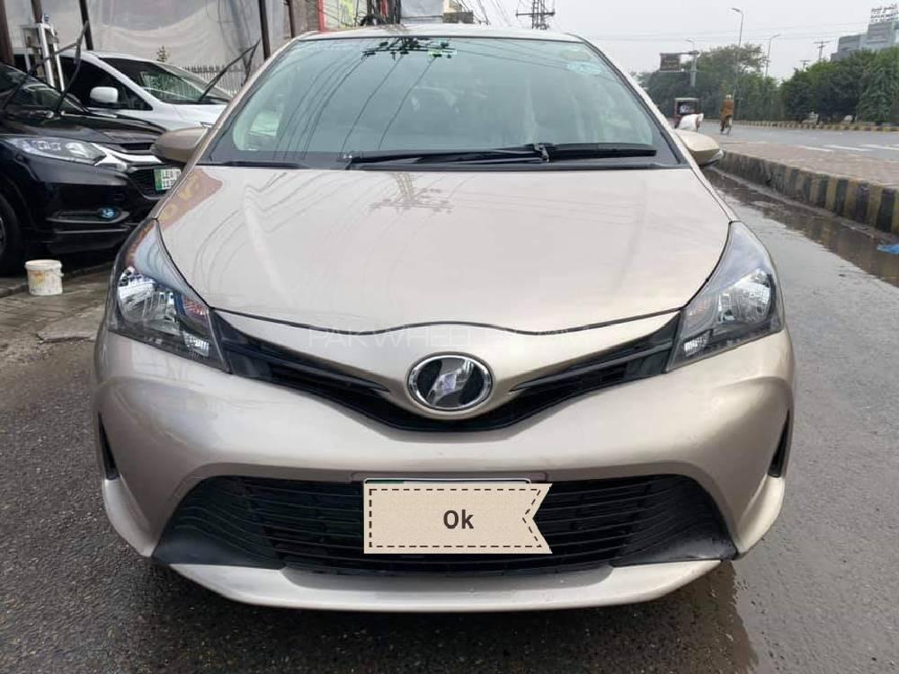 Toyota Vitz 2014 for Sale in Kohat Image-1