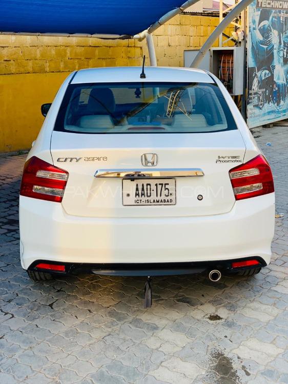 ہونڈا سٹی 2016 for Sale in ایبٹ آباد ہونڈا سٹی 2016 for Sale in ایبٹ آباد Image-13