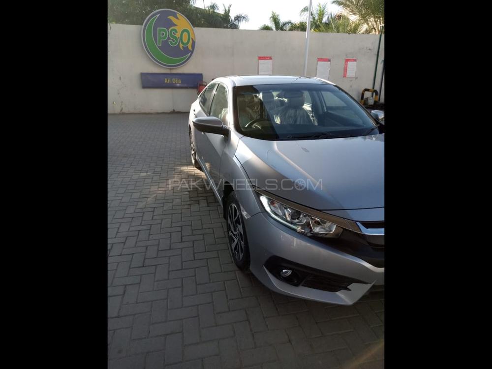 Honda Civic 2018 for Sale in Sialkot Honda Civic 2018 for Sale in Sialkot Image-4
