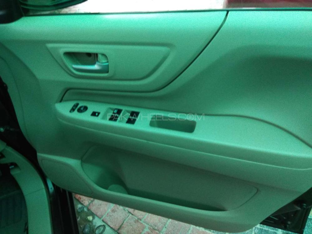Honda N Wgn 2014 for Sale in Lahore Honda N Wgn 2014 for Sale in Lahore Image-9