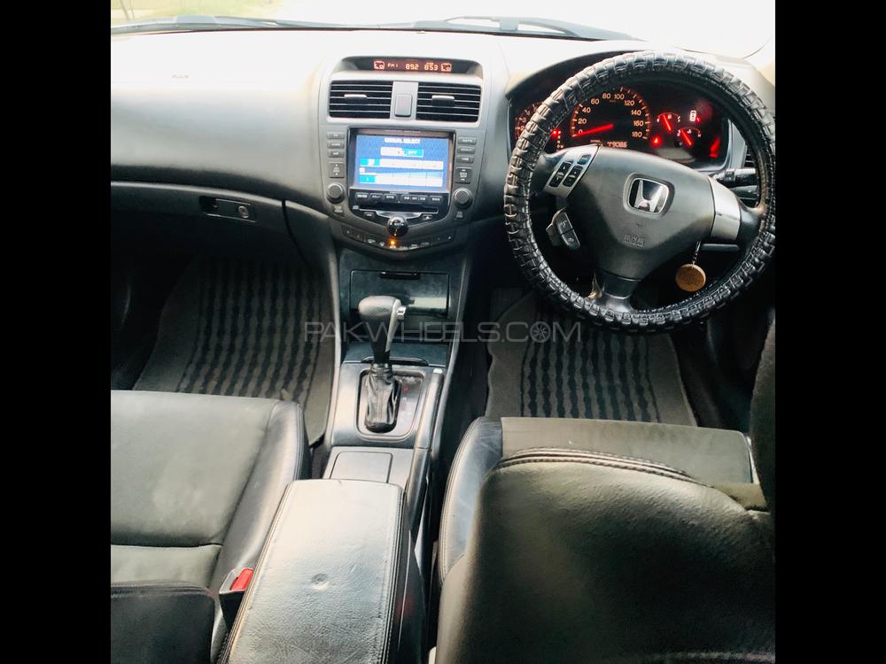 Honda Accord 2005 for Sale in Lahore Honda Accord 2005 for Sale in Lahore Image-7