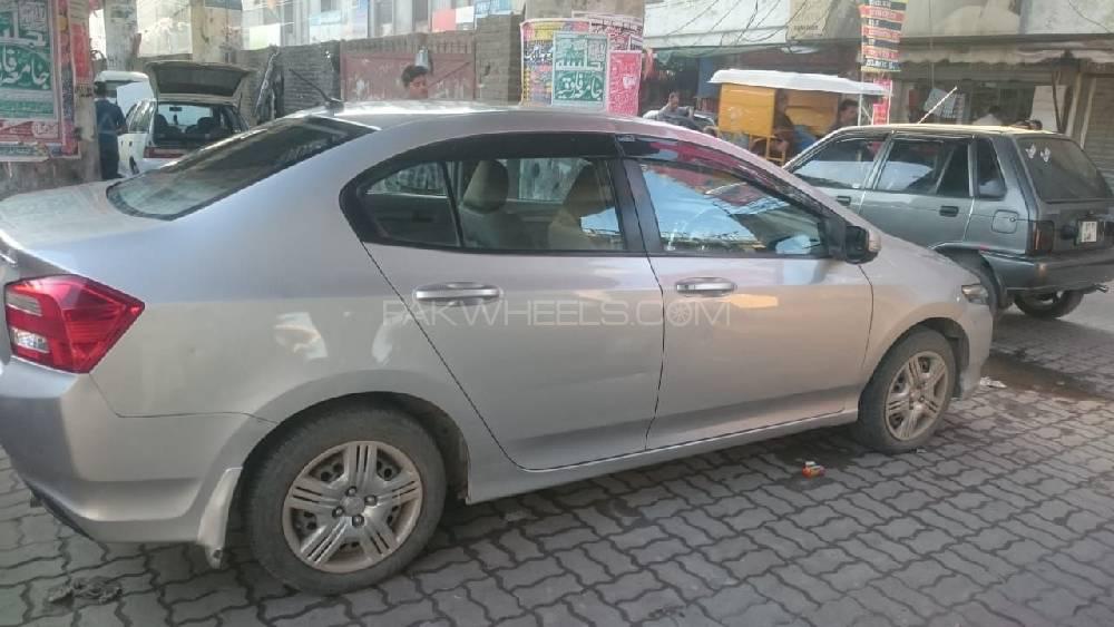 ہونڈا سٹی 2015 for Sale in سیالکوٹ ہونڈا سٹی 2015 for Sale in سیالکوٹ Image-3