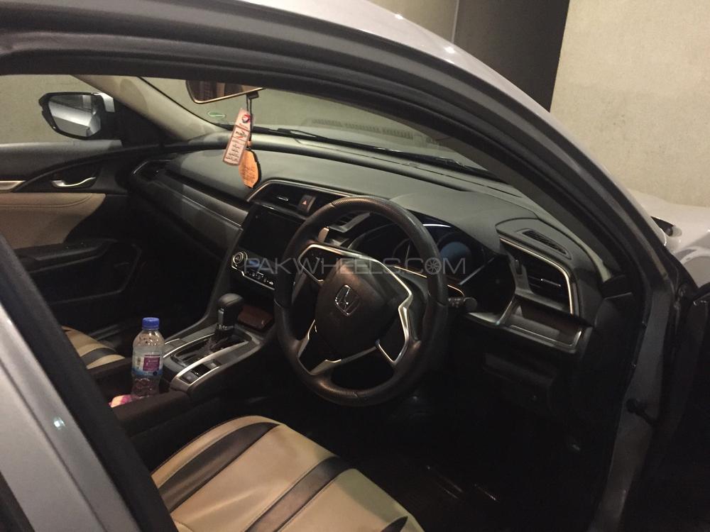 Honda Civic 2017 for Sale in Lahore Honda Civic 2017 for Sale in Lahore Image-6