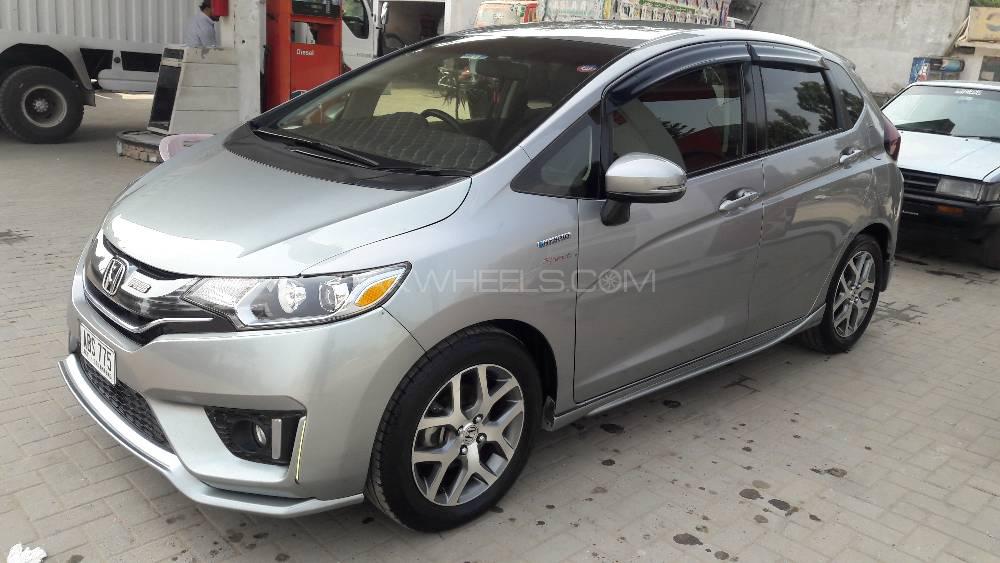 Honda Fit 2013 for Sale in Islamabad Honda Fit 2013 for Sale in Islamabad Image-3