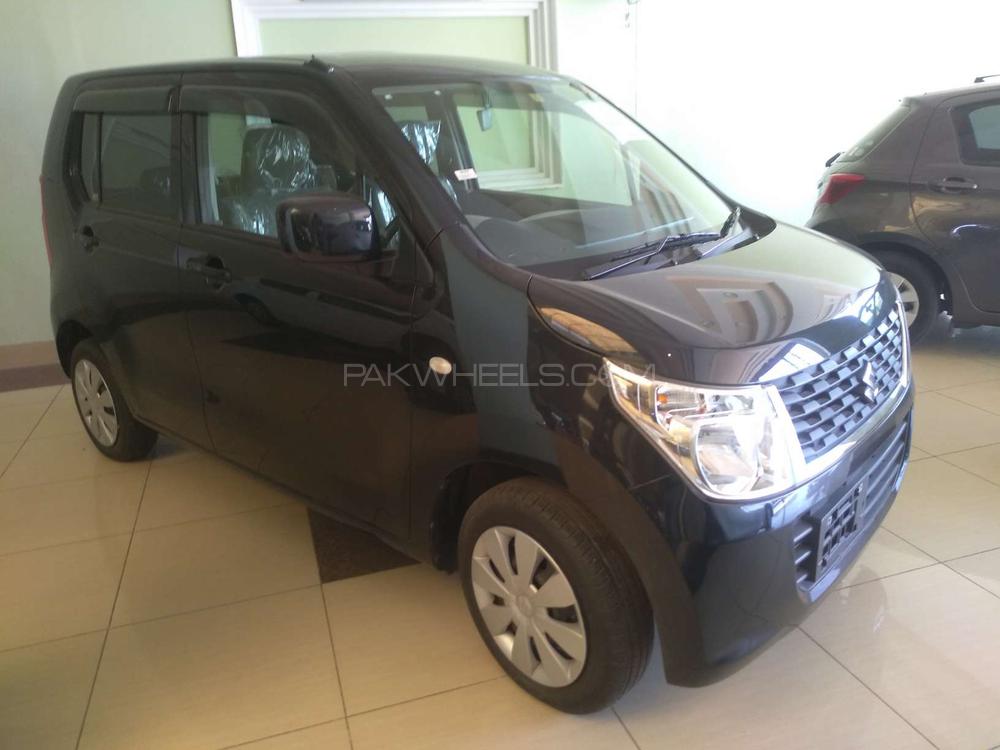 Suzuki Wagon R 2015 for Sale in Multan Suzuki Wagon R 2015 for Sale in Multan Image-3