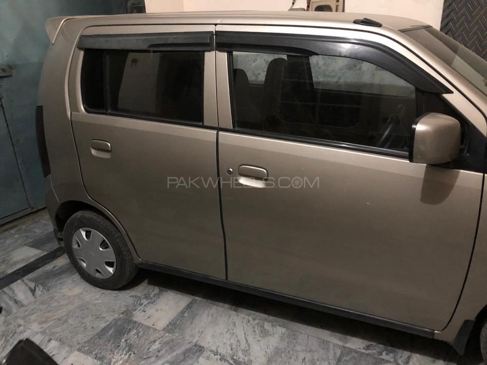 Suzuki Wagon R 2018 for Sale in Sialkot Suzuki Wagon R 2018 for Sale in Sialkot Image-2