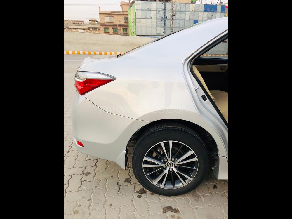 Toyota Corolla 2017 for Sale in Peshawar Toyota Corolla 2017 for Sale in Peshawar Image-4