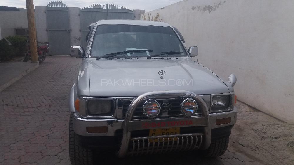 Toyota Hilux 1994 for Sale in Peshawar Toyota Hilux 1994 for Sale in Peshawar Image-3
