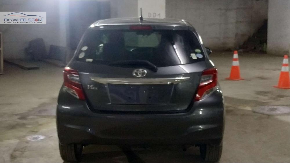 Toyota Vitz 2016 for Sale in Lahore Toyota Vitz 2016 for Sale in Lahore Image-6