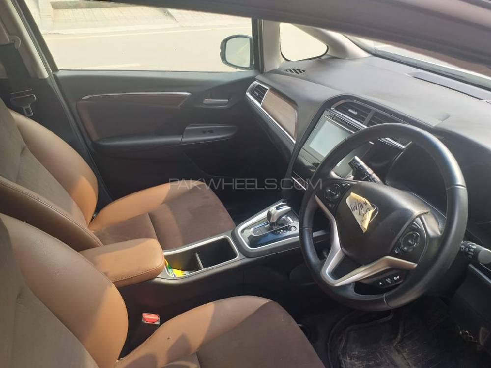 Honda Airwave 2018 for Sale in Lahore Honda Airwave 2018 for Sale in Lahore Image-11