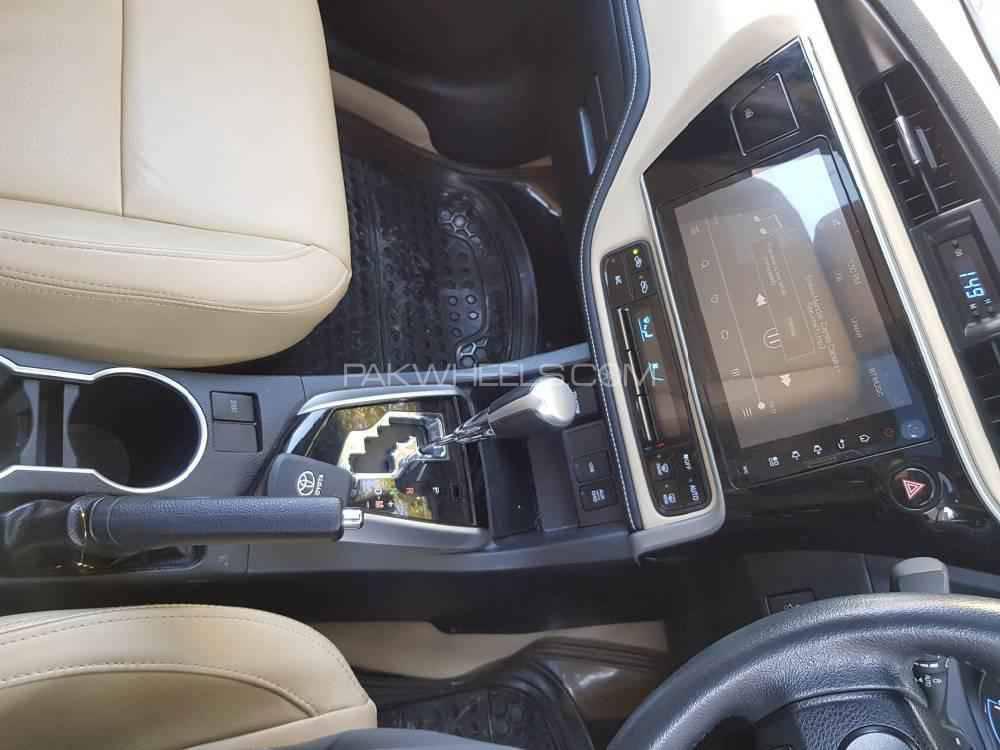 Toyota Corolla 2018 for Sale in Multan Toyota Corolla 2018 for Sale in Multan Image-4