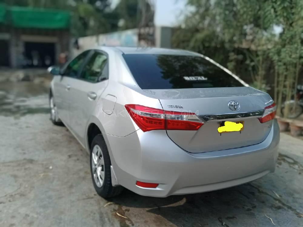 Toyota Corolla 2017 for Sale in Khairpur Mir Toyota Corolla 2017 for Sale in Khairpur Mir Image-2