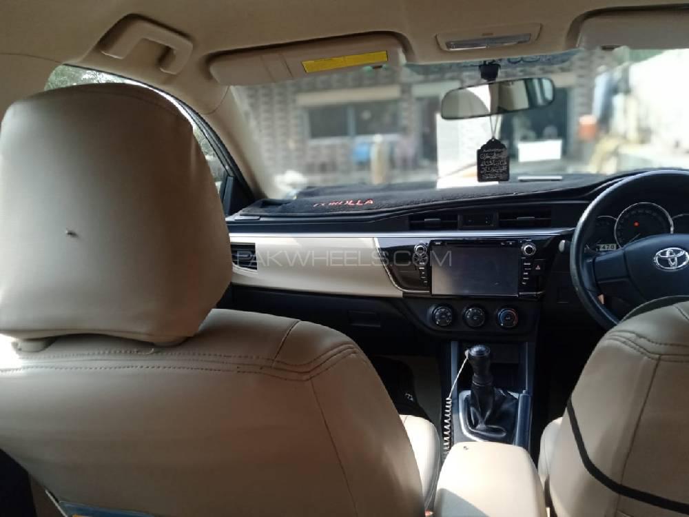 Toyota Corolla 2017 for Sale in Khairpur Mir Toyota Corolla 2017 for Sale in Khairpur Mir Image-3