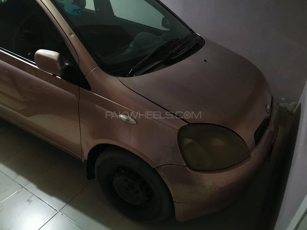 Toyota Vitz 2000 for Sale in Karachi Toyota Vitz 2000 for Sale in Karachi Image-4