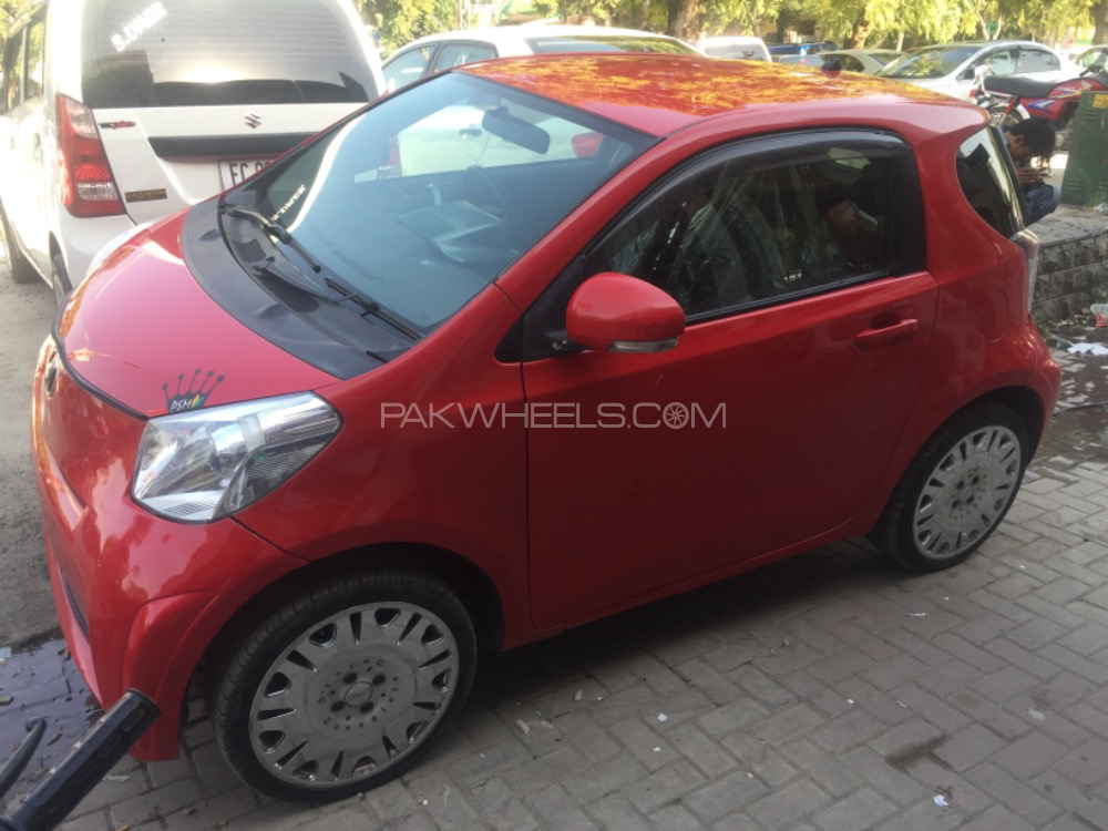 Toyota iQ - 2008  Toyota iQ - 2008  Image-4