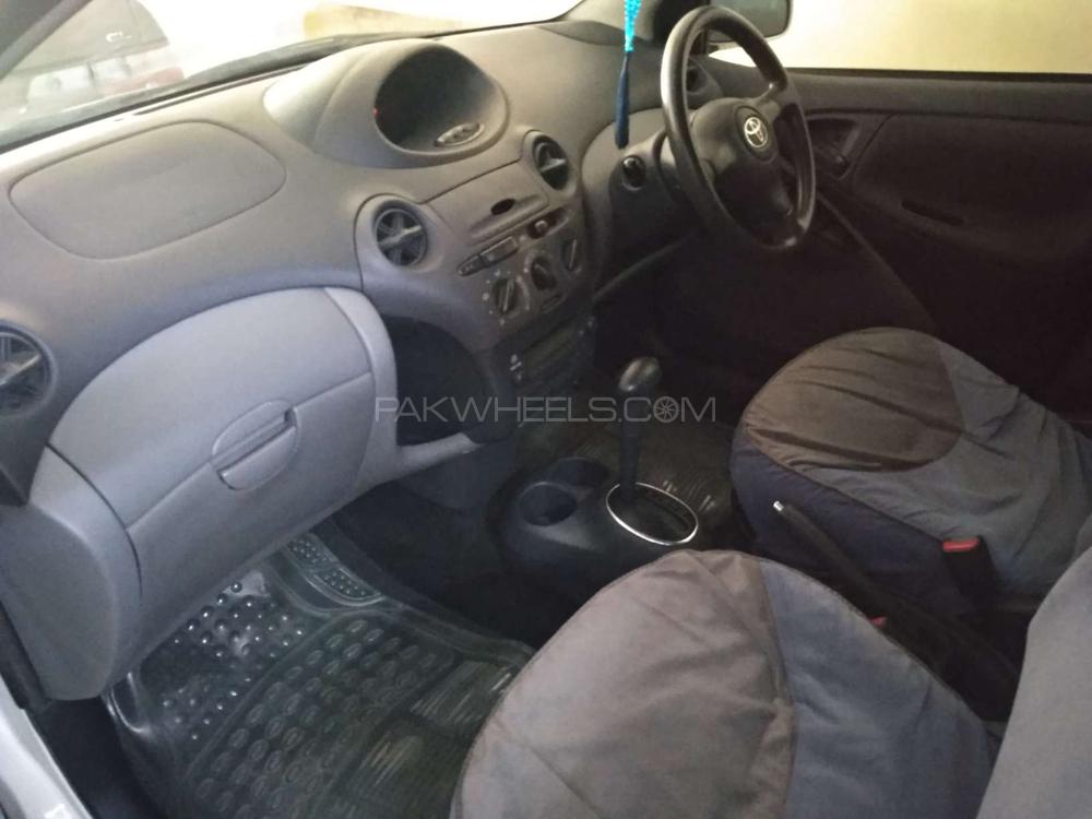 Toyota Vitz 2002 for Sale in Karachi Toyota Vitz 2002 for Sale in Karachi Image-3