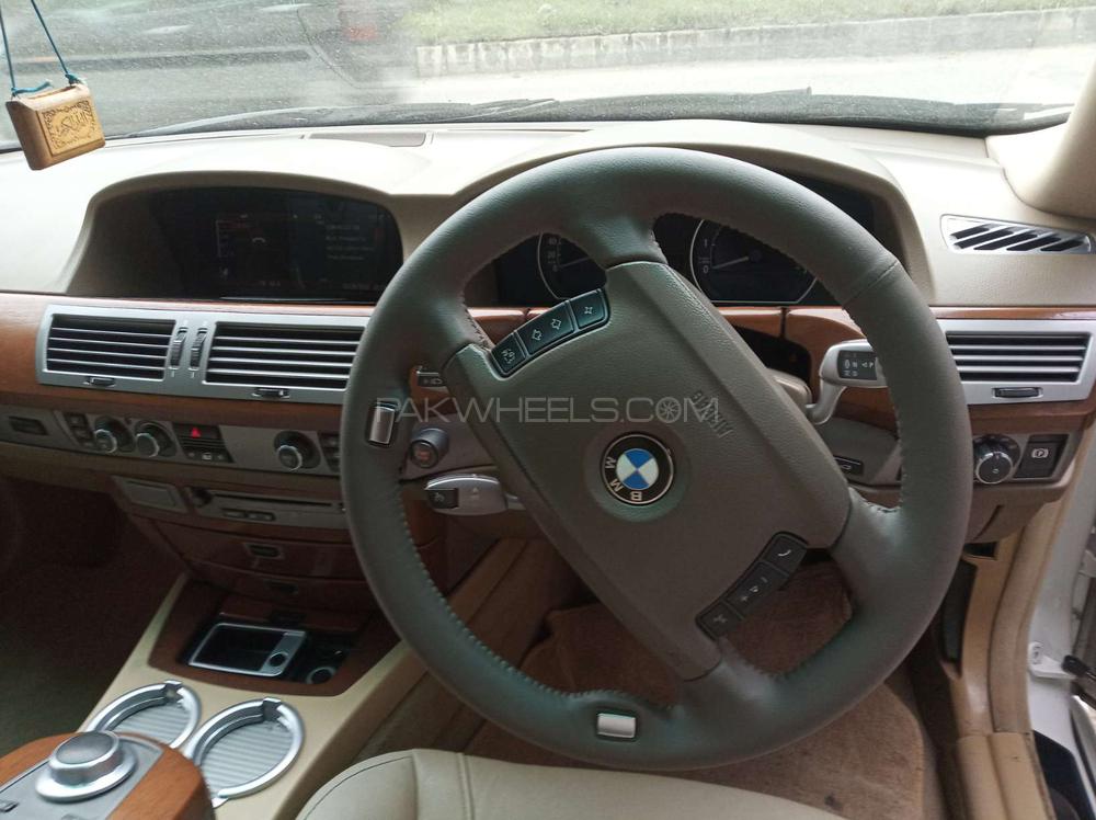 BMW 7 Series 2006 for Sale in Islamabad BMW 7 Series 2006 for Sale in Islamabad Image-9