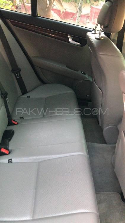 Mercedes Benz C Class 2008 for Sale in Karachi Mercedes Benz C Class 2008 for Sale in Karachi Image-4
