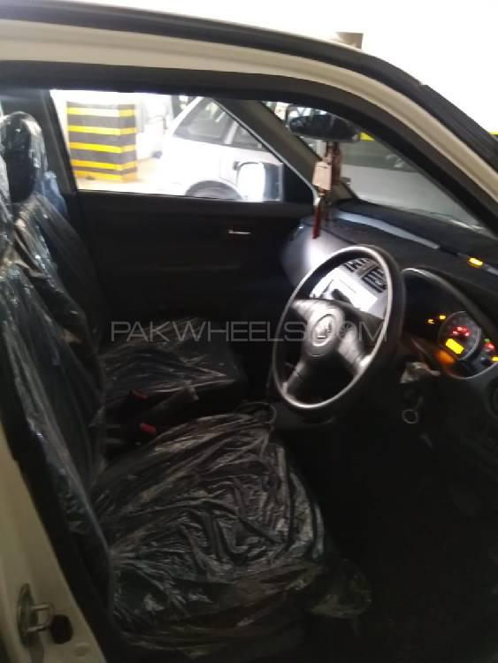 سوزوکی سوئفٹ 2015 for Sale in کراچی سوزوکی سوئفٹ 2015 for Sale in کراچی Image-7