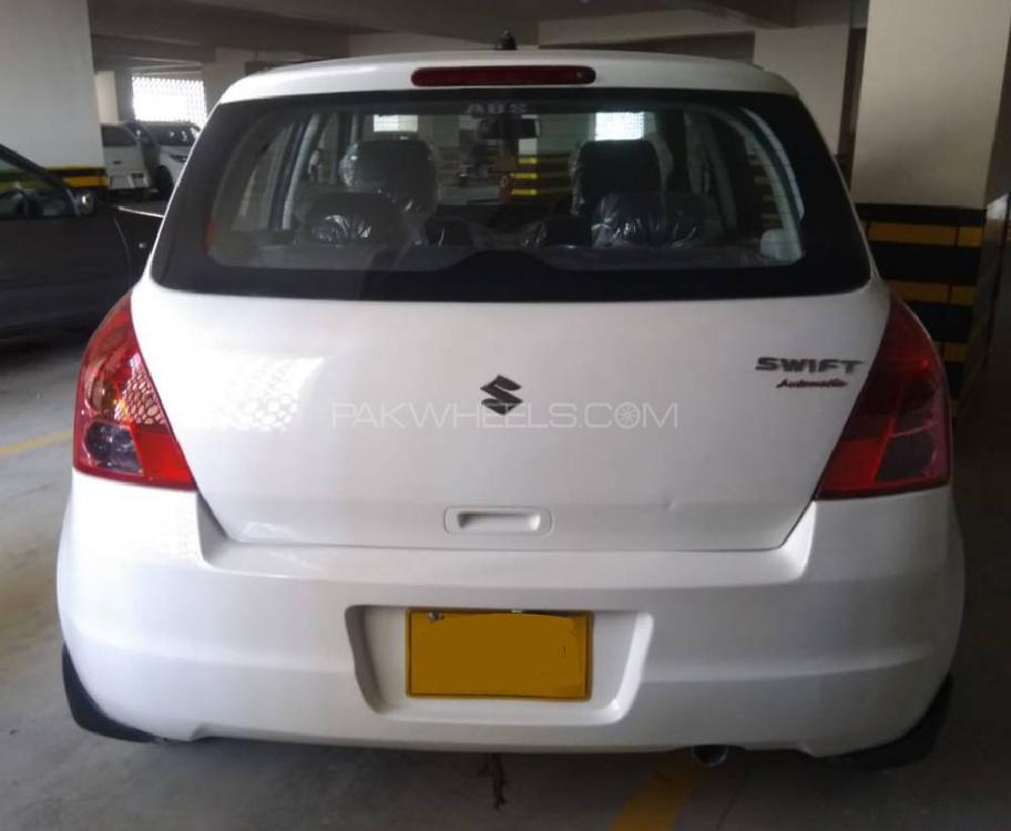 سوزوکی سوئفٹ 2015 for Sale in کراچی سوزوکی سوئفٹ 2015 for Sale in کراچی Image-4