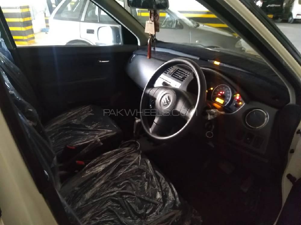 سوزوکی سوئفٹ 2015 for Sale in کراچی سوزوکی سوئفٹ 2015 for Sale in کراچی Image-9