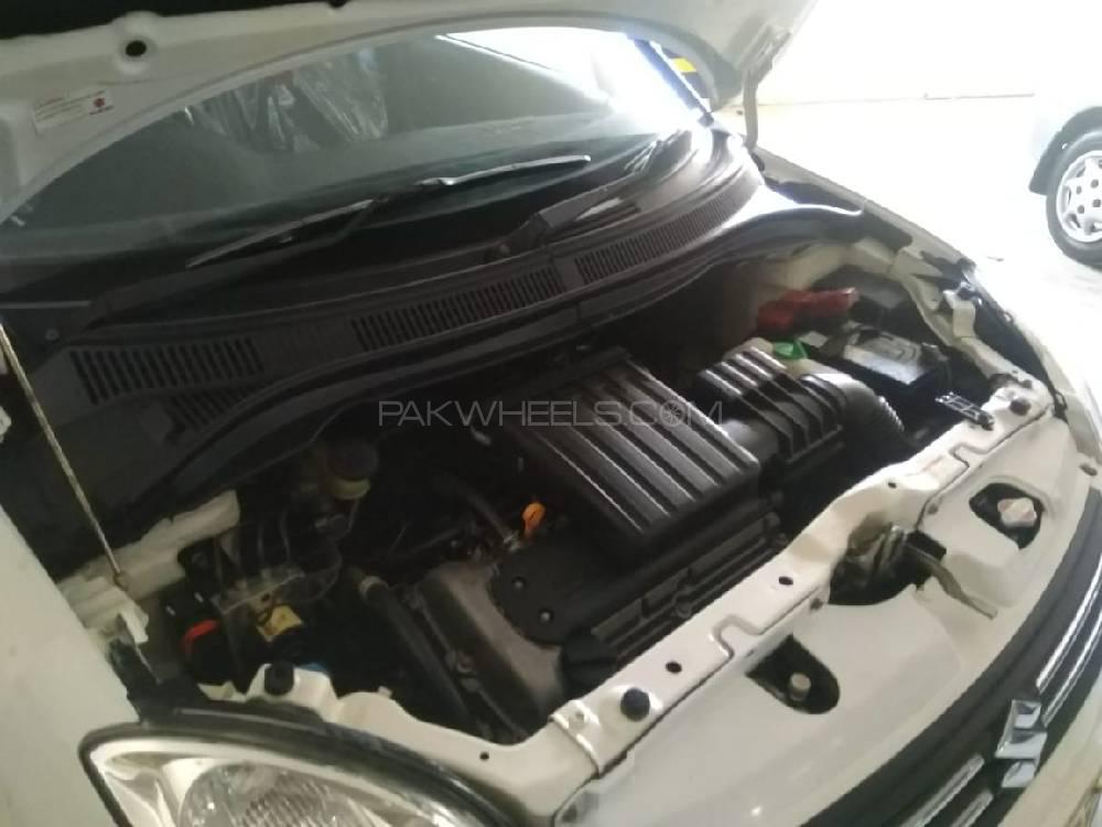 سوزوکی سوئفٹ 2015 for Sale in کراچی سوزوکی سوئفٹ 2015 for Sale in کراچی Image-16