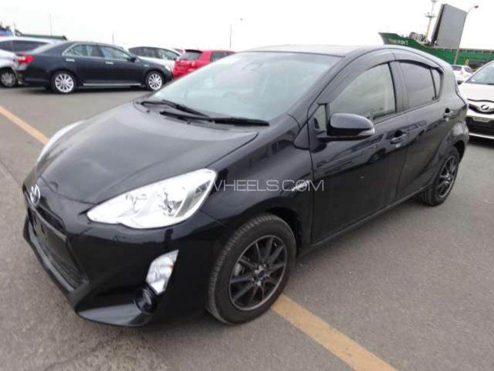 Toyota Aqua 2015 for Sale in Lahore Toyota Aqua 2015 for Sale in Lahore Image-12