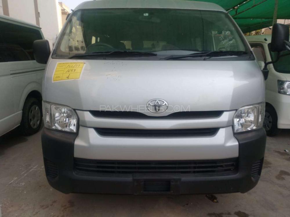 Toyota Hiace 2016 for Sale in Karachi Image-1