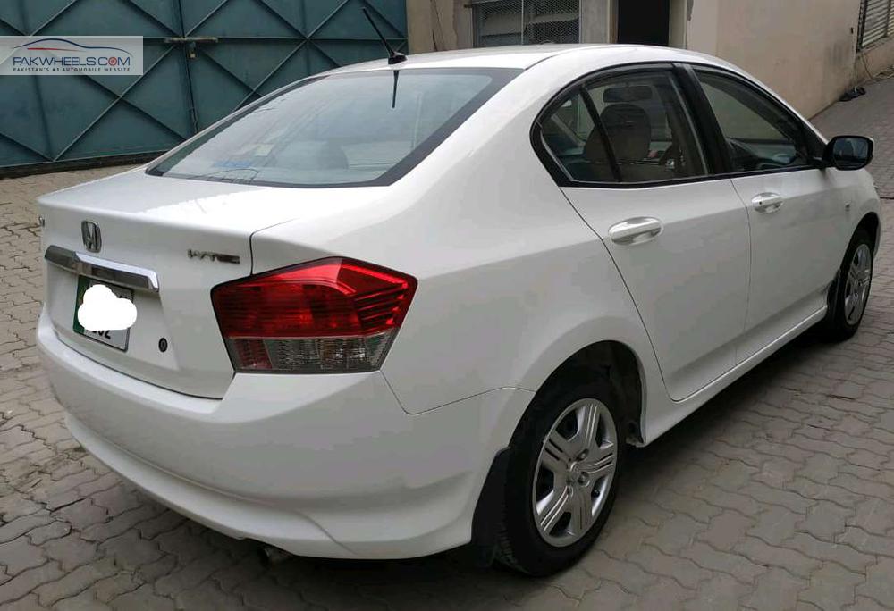 Honda City 2014 for Sale in Lahore Honda City 2014 for Sale in Lahore Image-17