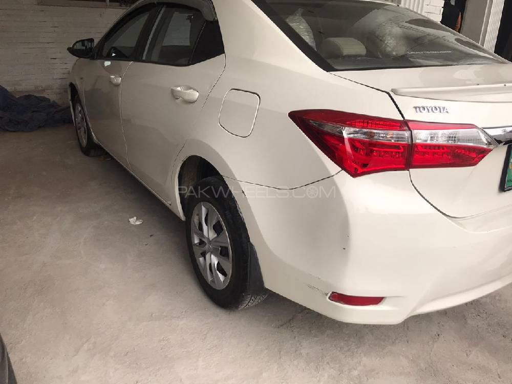 Toyota Corolla 2015 for Sale in Lahore Toyota Corolla 2015 for Sale in Lahore Image-3