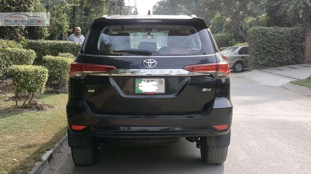 Toyota Fortuner 2018 for Sale in Lahore Toyota Fortuner 2018 for Sale in Lahore Image-6