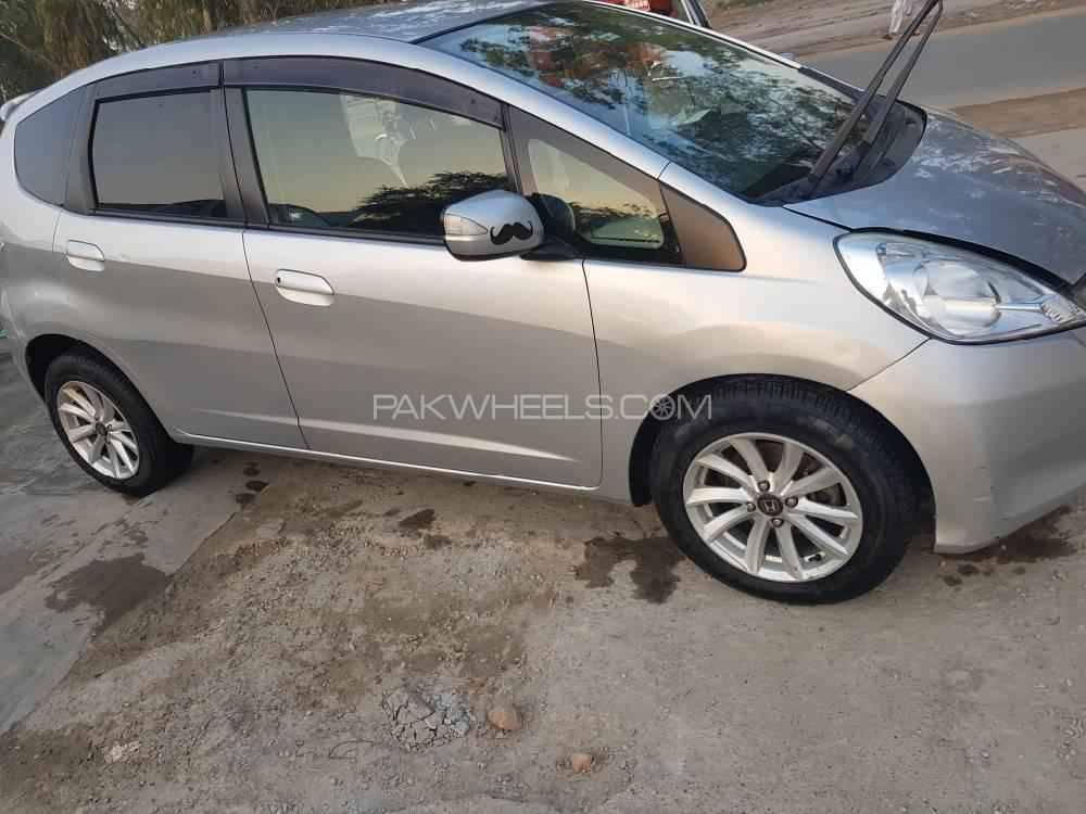 Honda Fit 2011 for Sale in Multan Honda Fit 2011 for Sale in Multan Image-3
