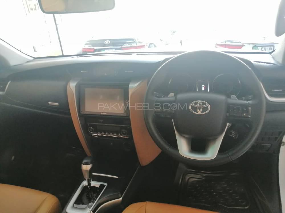 Toyota Fortuner 2017 for Sale in Lahore Toyota Fortuner 2017 for Sale in Lahore Image-11