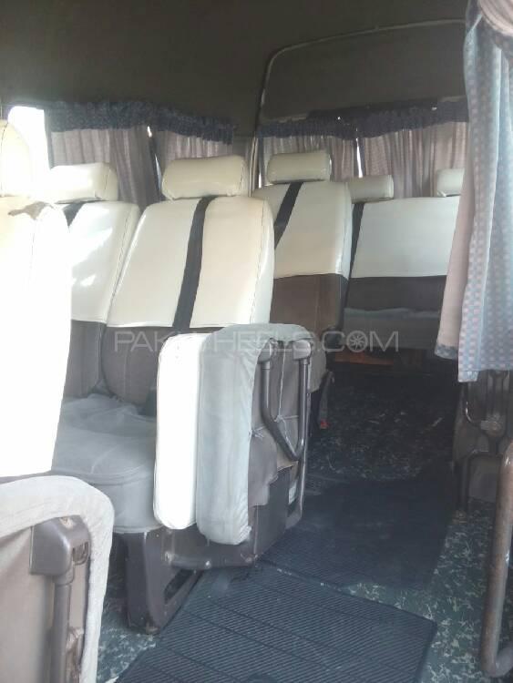 Toyota Hiace 1995 for Sale in Lahore Toyota Hiace 1995 for Sale in Lahore Image-5