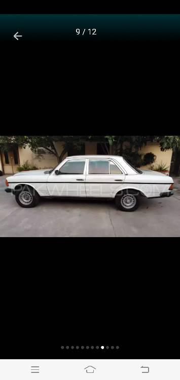 Mercedes Benz 200 D 1978 for Sale in Islamabad Image-1