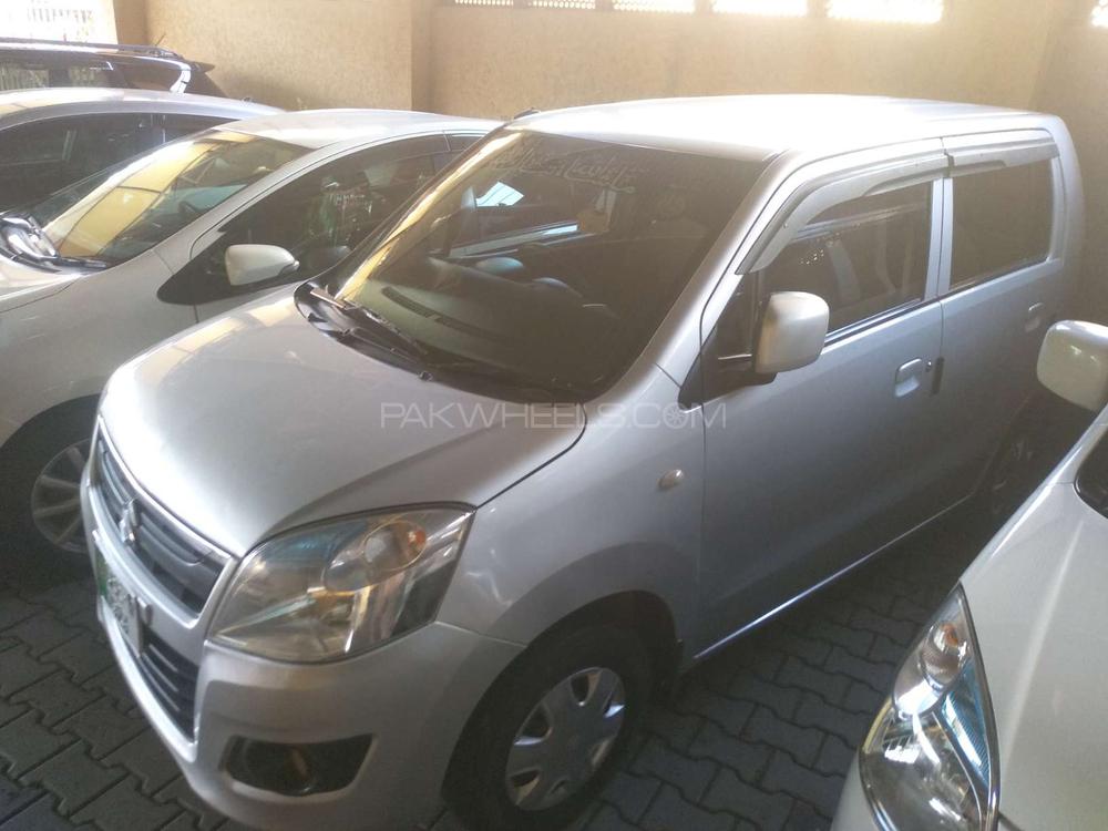Suzuki Wagon R 2017 for Sale in Multan Suzuki Wagon R 2017 for Sale in Multan Image-4