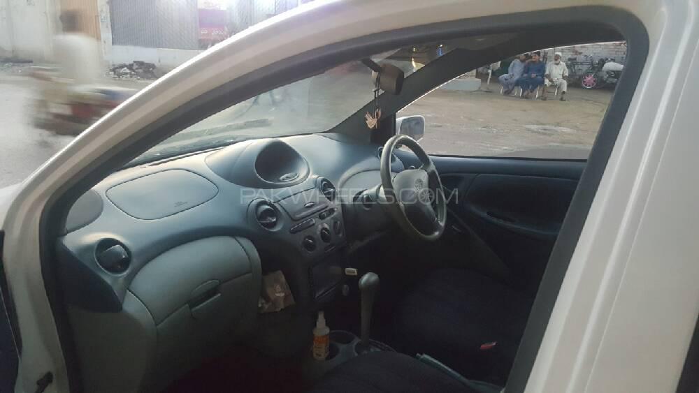 Toyota Vitz 2000 for Sale in Peshawar Toyota Vitz 2000 for Sale in Peshawar Image-5