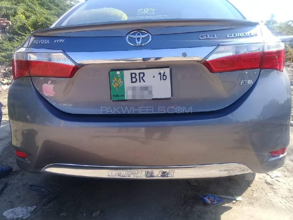 Toyota Corolla 2015 for Sale in Bahawalpur Toyota Corolla 2015 for Sale in Bahawalpur Image-2