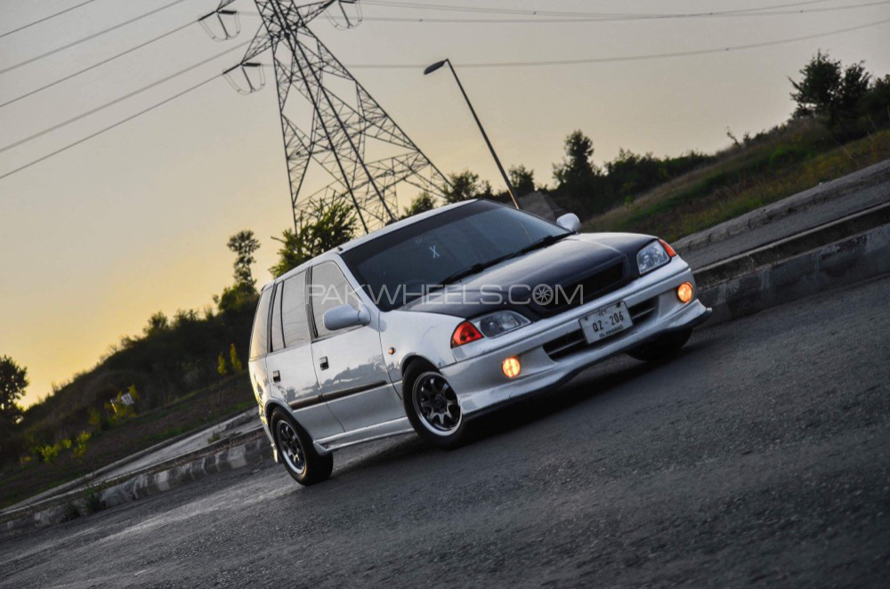 Suzuki Cultus - 2010  Suzuki Cultus - 2010  Image-3