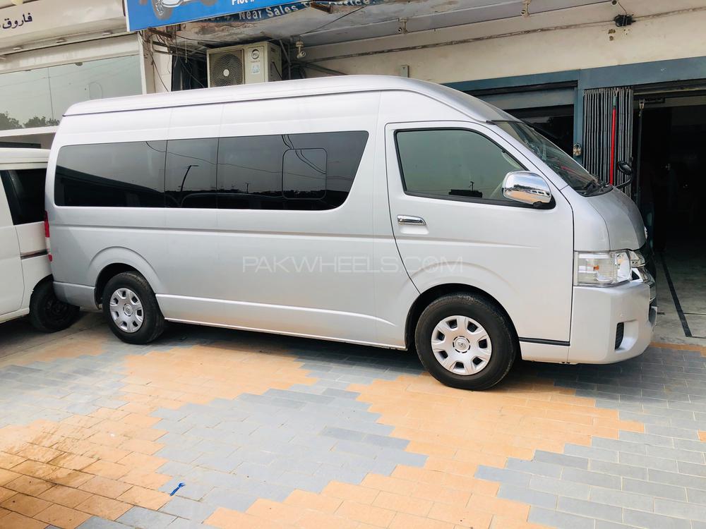 Toyota Hiace 2016 for Sale in Karachi Image-1