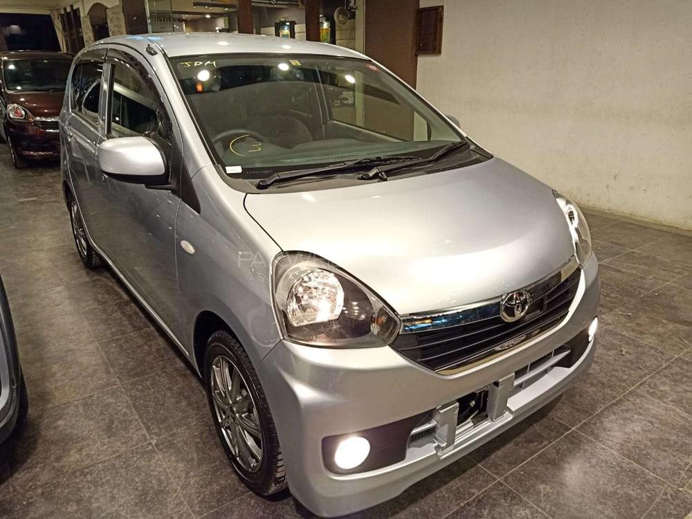 Toyota Pixis Epoch 2017 for Sale in Karachi Toyota Pixis Epoch 2017 for Sale in Karachi Image-5