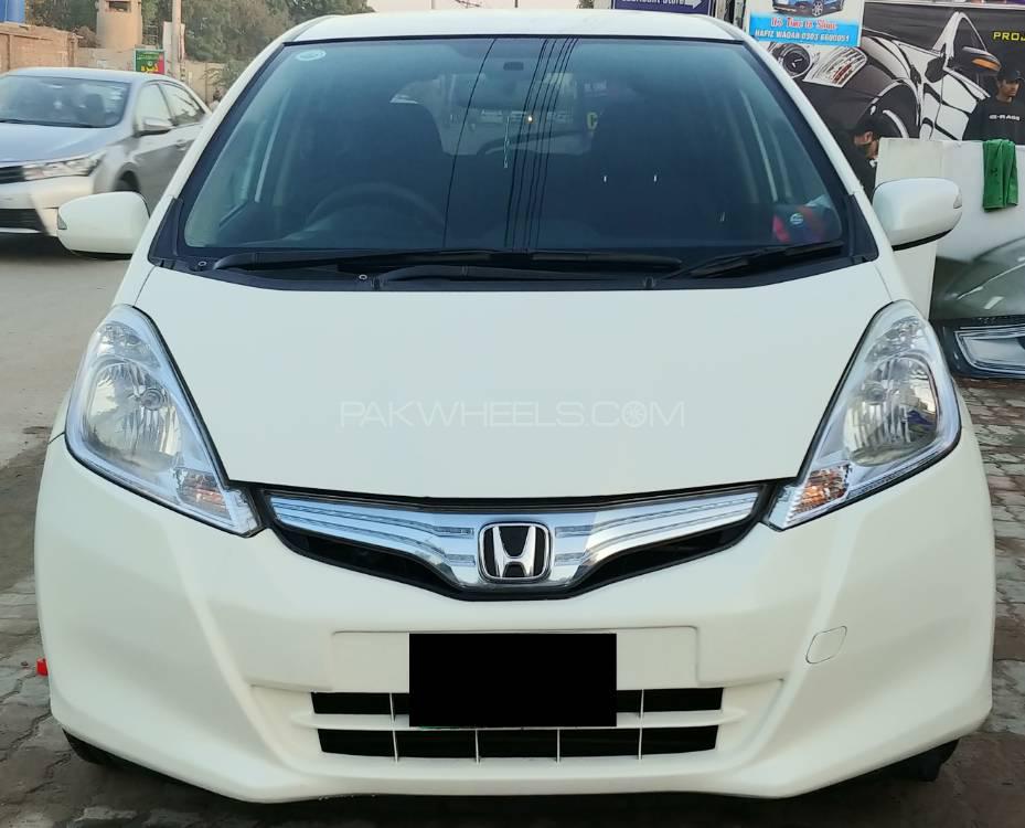 Honda Fit 2011 for Sale in Faisalabad Image-1