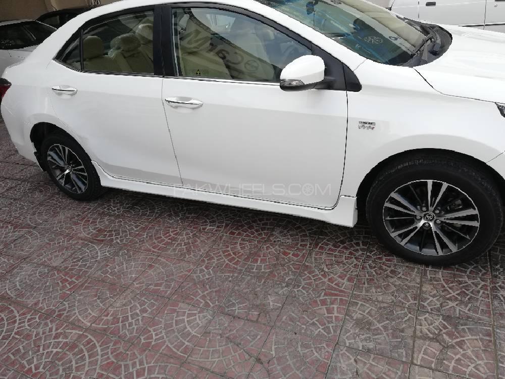 Toyota Corolla 2018 for Sale in Multan Toyota Corolla 2018 for Sale in Multan Image-9